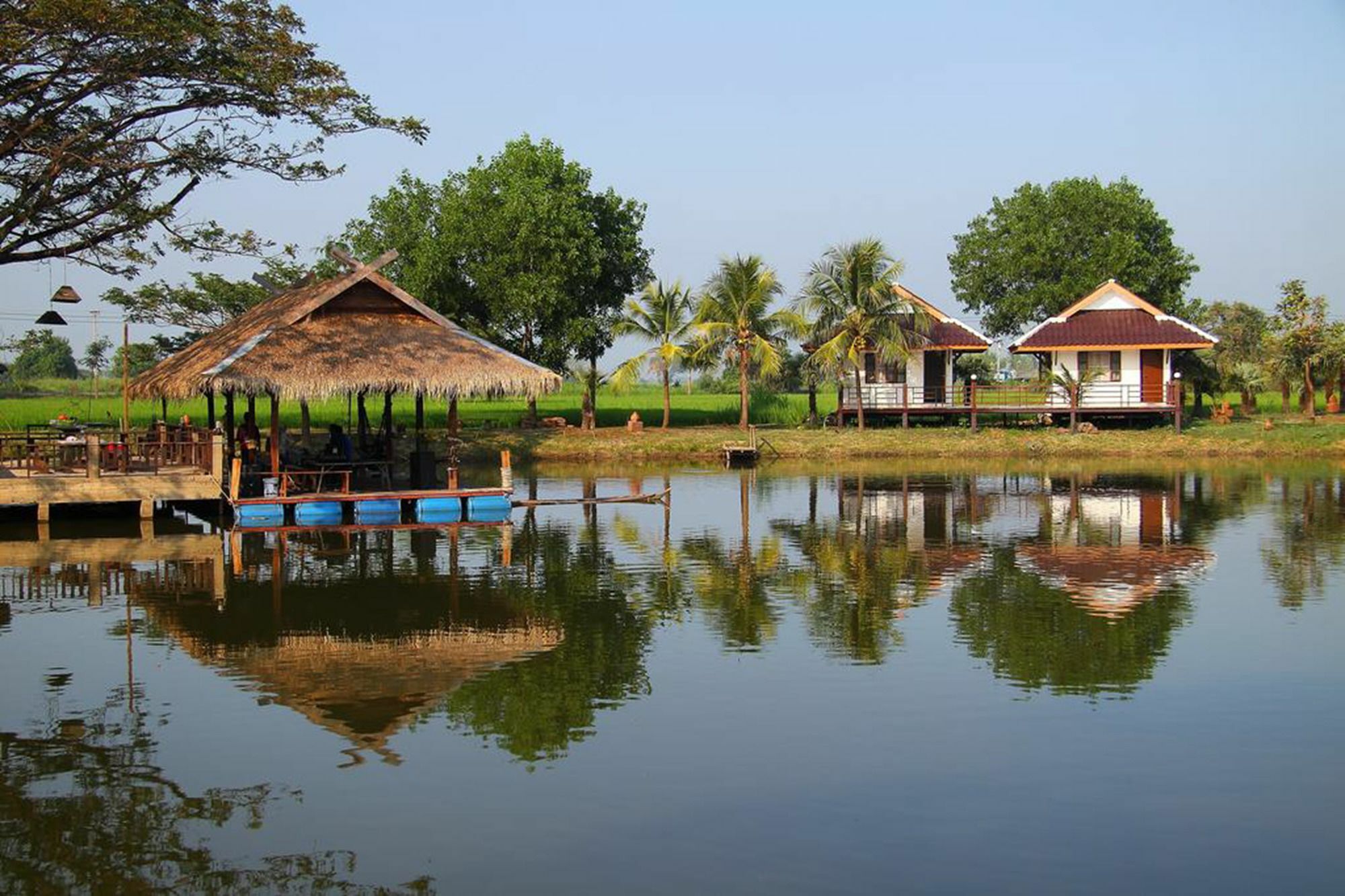 Resort Railumpoo Nakhon Sawan Exterior foto